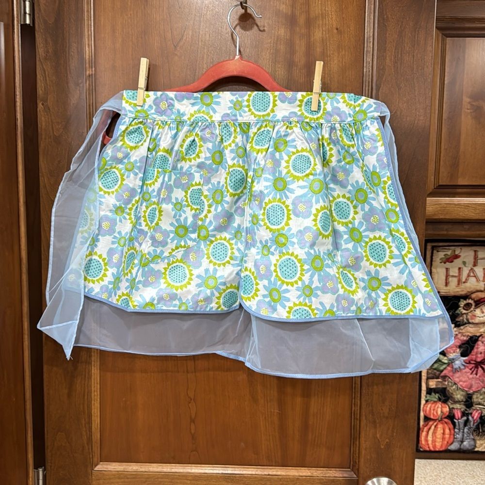 Vintage new hostess reversible sheer apron turquoise flowers